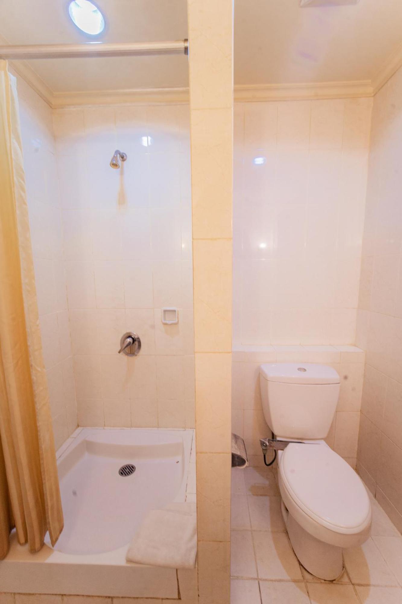 Adika Hotel Bahtera Klandasan Kecil Kültér fotó