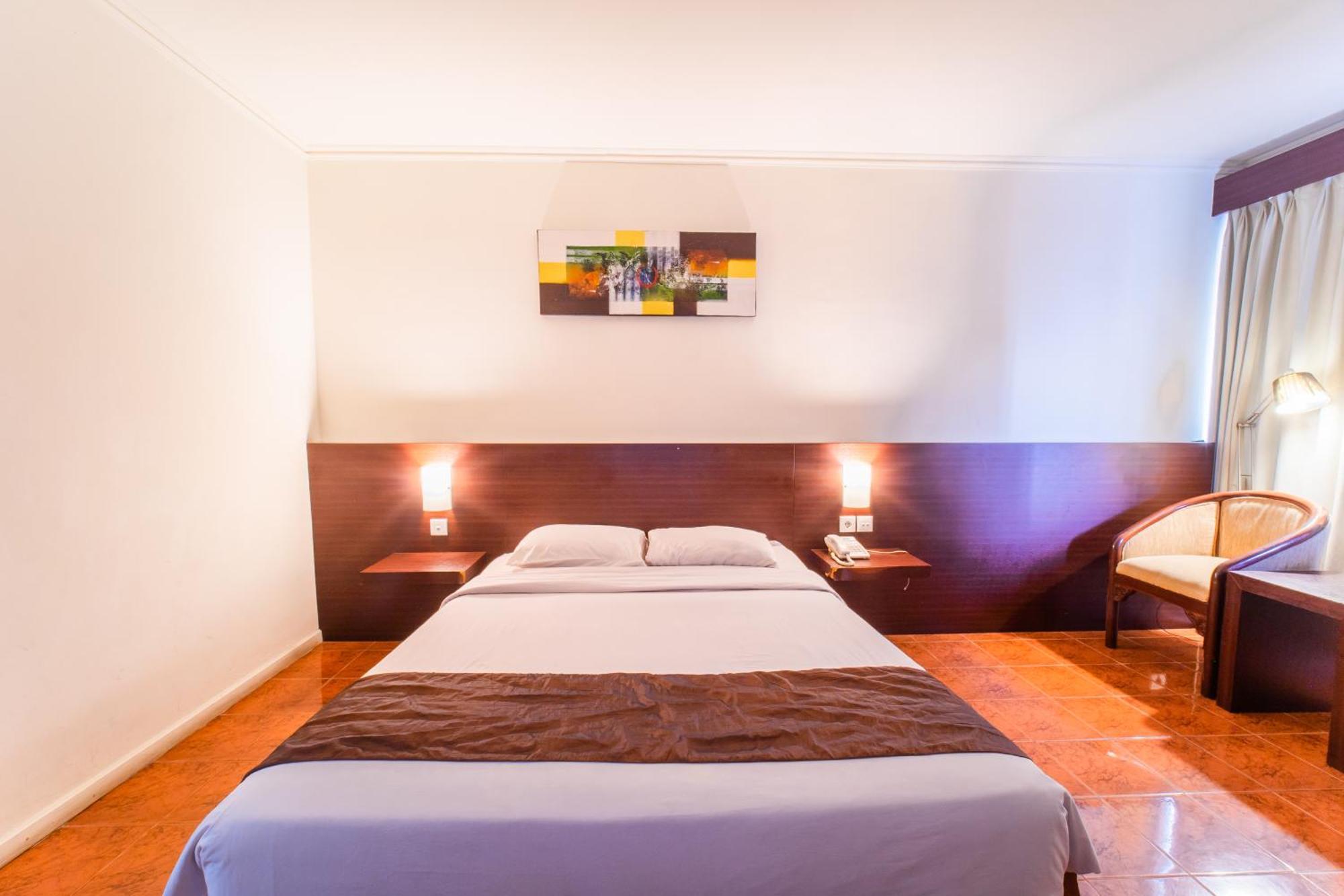 Adika Hotel Bahtera Klandasan Kecil Kültér fotó