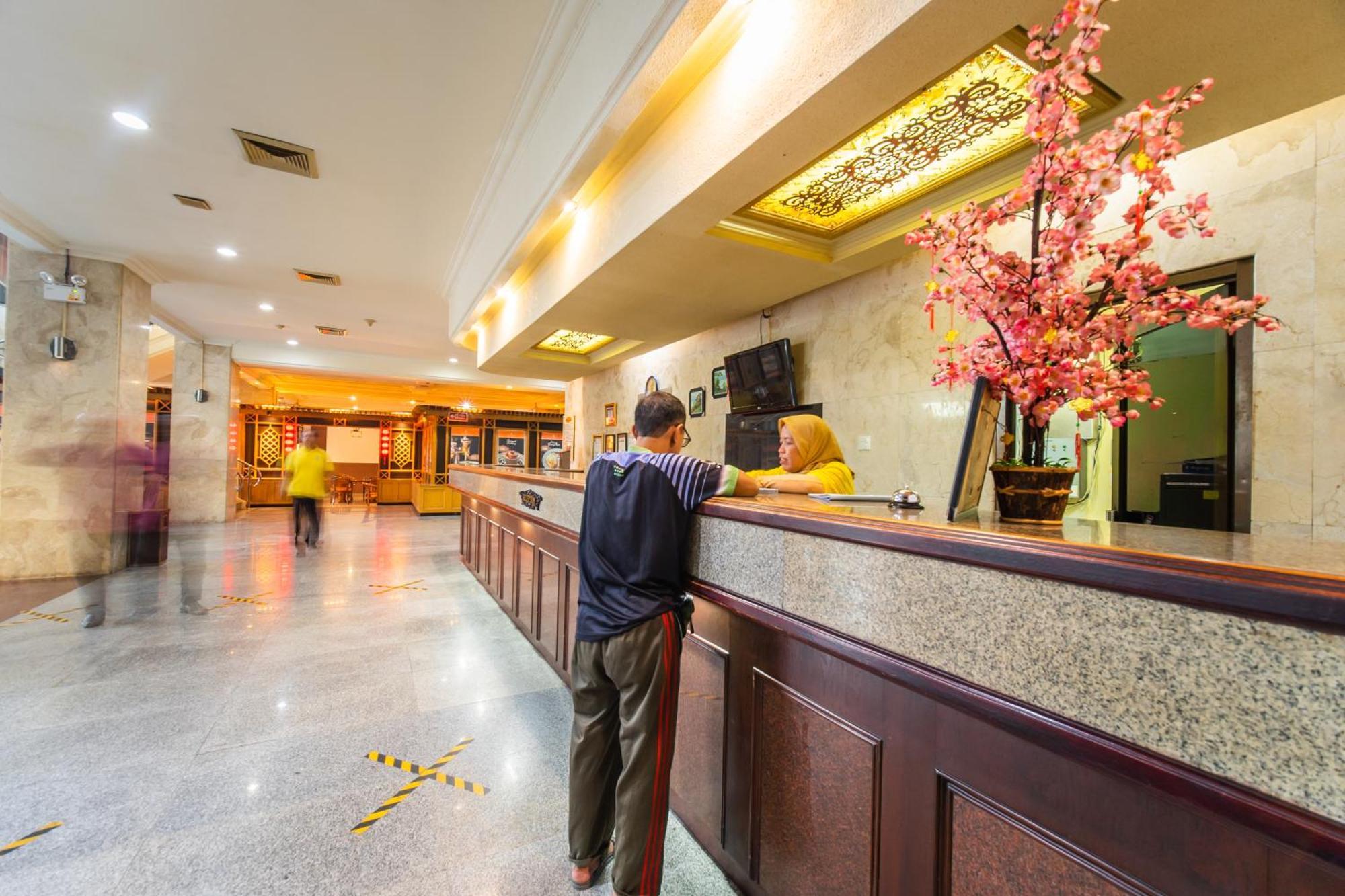 Adika Hotel Bahtera Klandasan Kecil Kültér fotó